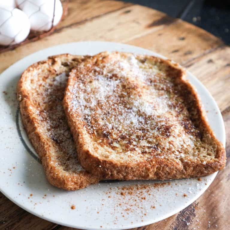 Moroccan batbout with beef Nutmeg & Vinegar