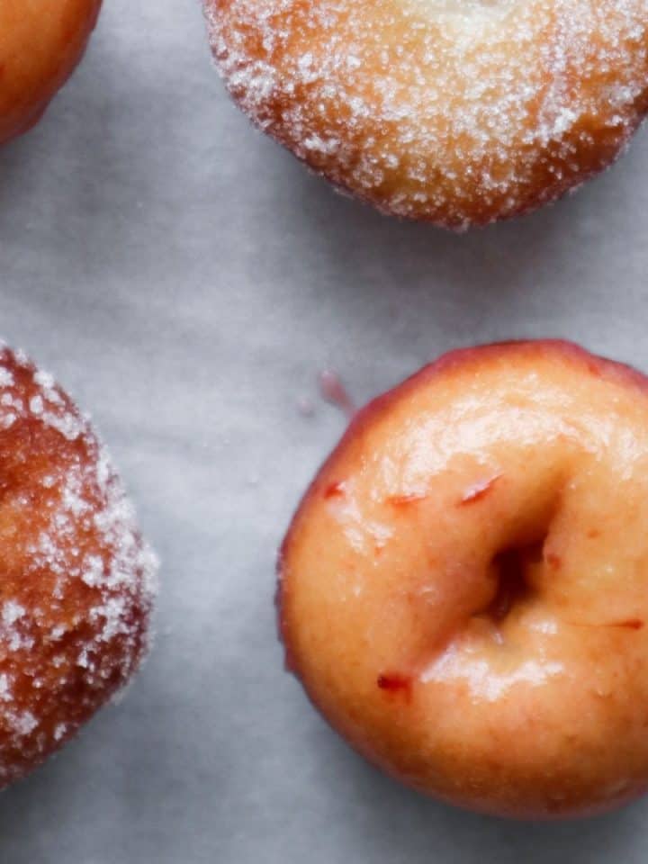 Sugar donuts Nutmeg & Vinegar