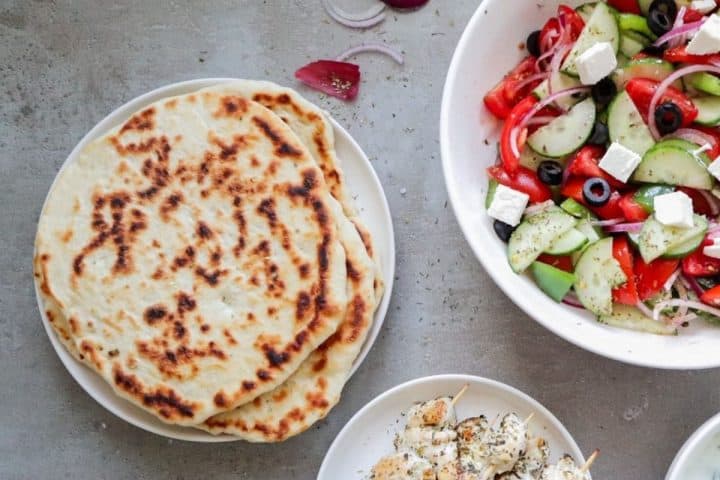Homemade Greek pita bread - Nutmeg & Vinegar